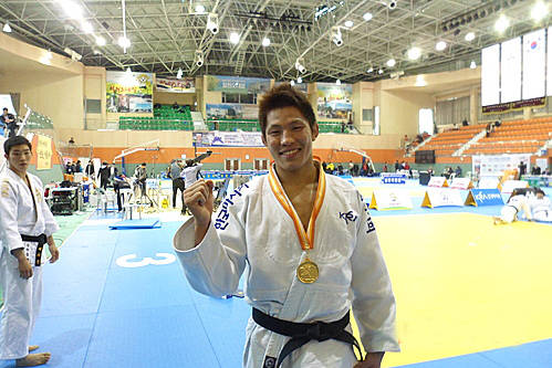 여명컵 우승 차지한 김재범