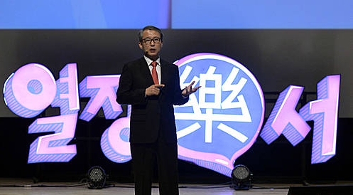 강연하는 전동수 사장