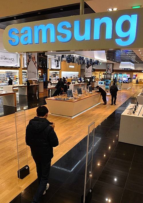 삼성전자, 작년 4분기 영업이익 8.3조원