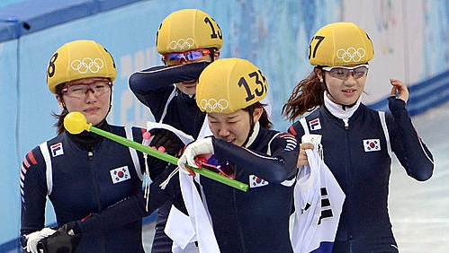 눈물 보이는 여자 쇼트트랙 대표팀