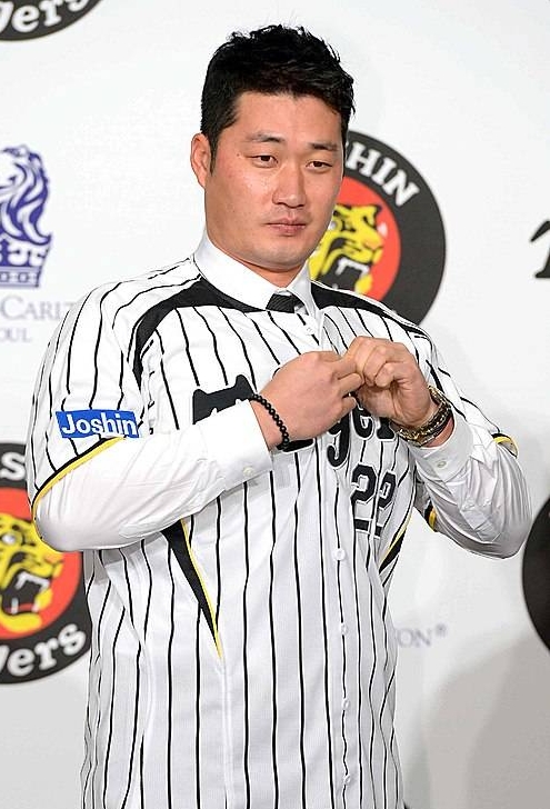 한신 타이거즈 유니폼 입는 오승환