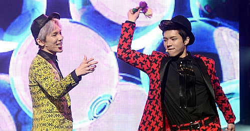 투하트, 노는 듯 즐거운 무대 만들었어요!/뉴시스