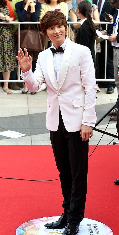 포토타임 갖는 뮤지컬배우 김다현/뉴시스