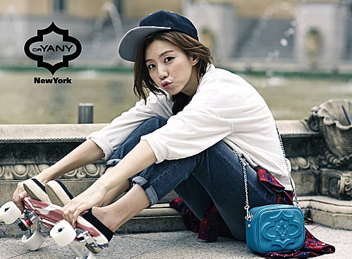 박수진, 핸드백 '오야니' 아시아 모델/뉴시스