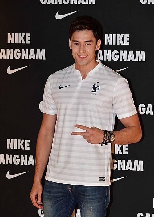 줄리엔 강 '나이키는 제가 잘 어울리죠'/뉴시스