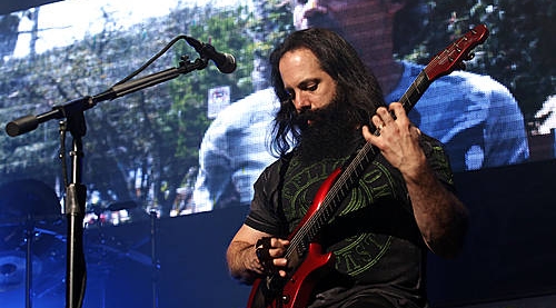 미국 록밴드 '드림 시어터', 7번째 내한공연 현장/뉴시스