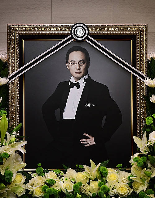 하늘로 떠난 마왕 신해철/뉴시스