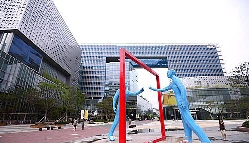 상암 MBC 신사옥 오늘 뉴스데스크 전파 송출/뉴시스