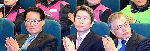 박수치는 박지원-이인영-문재인/뉴시스