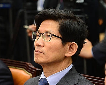 최고위원회의 자리한 김문수/뉴시스