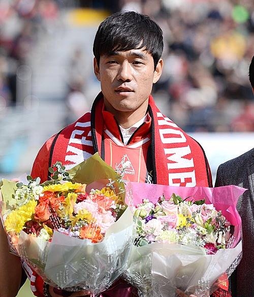 입단식 기념촬영하는 박주영/뉴시스