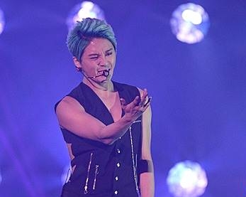 멋진 무대 선보이는 김준수/뉴시스