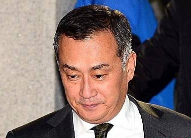 장시간 조사 마친 장세주 회장/뉴시스
