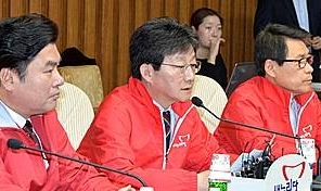 공무원 연금개혁 이야기하는 유승민/뉴시스