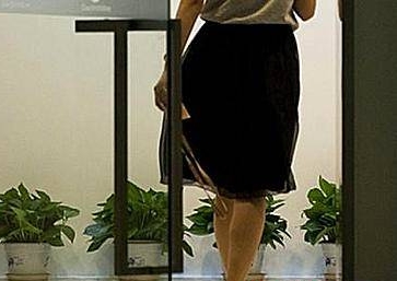 이어지는 야근/뉴시스