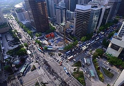 '서울시내 행진하는 민주노총'/뉴시스