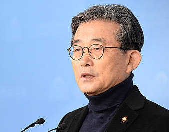 기자회견 하는 이한구 의원/뉴시스