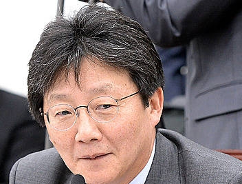 발언하는 유승민 원내대표/뉴시스