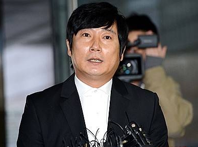 불법도박 이수근, 잘못했습니다./뉴시스
