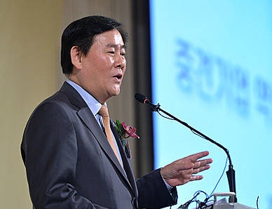 강연하는 최경환 경제부총리/뉴시스