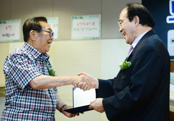 국민 MC 송해, 대한민국최고 기록 인증/뉴시스