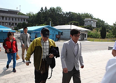 우리국민 2명 송환 절차 진행/뉴시스