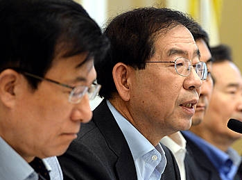 발언하는 박원순 서울시장/뉴시스