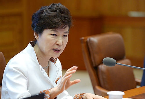박 대통령, 수석비서관회의 주재/뉴시스