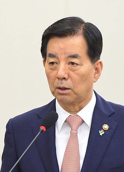 국방위 현안 보고하는 한민구 장관/뉴시스