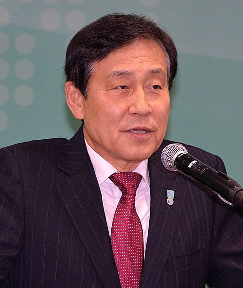 축사하는 김정태 회장/뉴시스