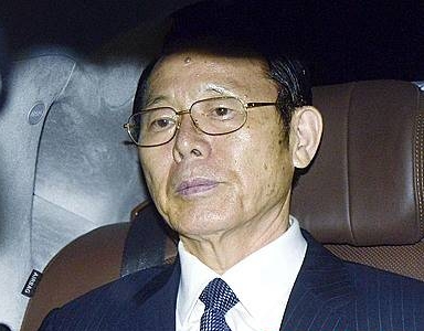 검찰 조사 받은 박성철 회장/뉴시스