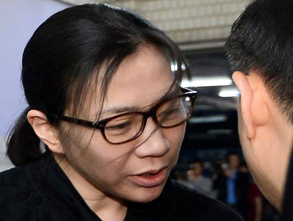 질문받는 '땅콩회항' 조현아 전 부사장/뉴시스
