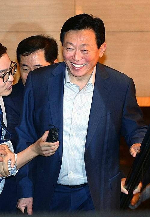 롯데그룹 사장단 회의 참석하는 신동빈 회장/뉴시스