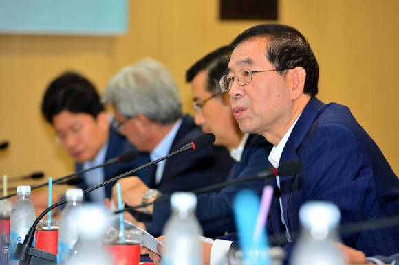 서울 관광산업 활성화 강조하는 박원순 시장/뉴시스