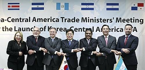 한-중미 FTA 협상개시 공식 선언/뉴시스