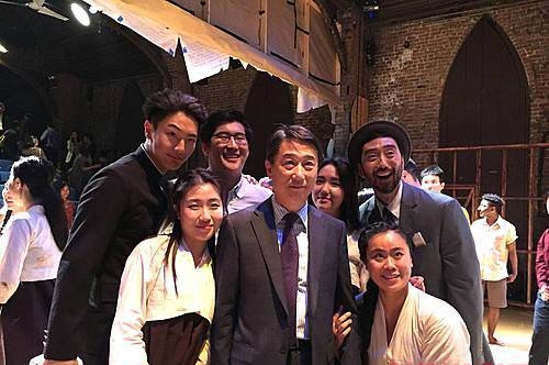 유엔간부들 '컴포트우먼' 깜짝 관람…오준 대사와 뮤지컬 제작진/뉴시스