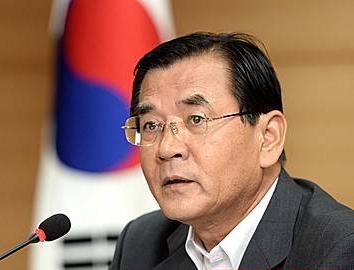 답변하는 김대환 위원장/뉴시스