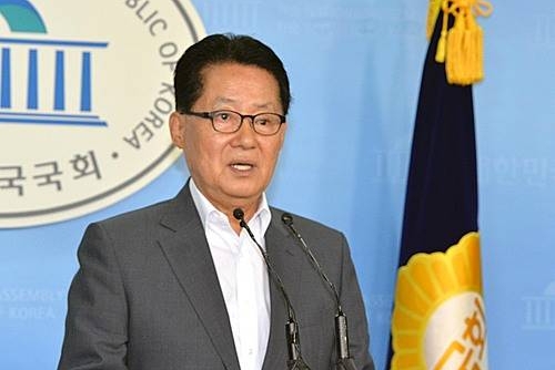 새정치민주연합 박지원 중진의원 기자회견/뉴시스