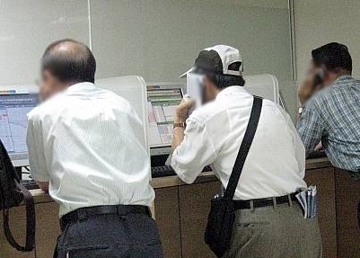 패닉에 빠진 주식 투자자/뉴시스