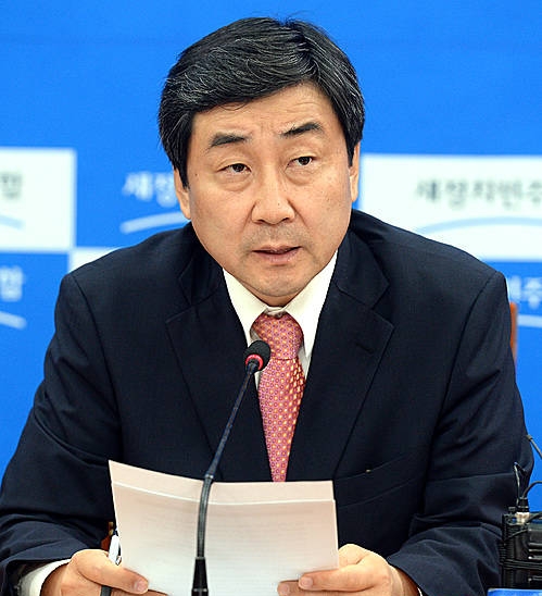 발언하는 이종걸 원내대표/뉴시스