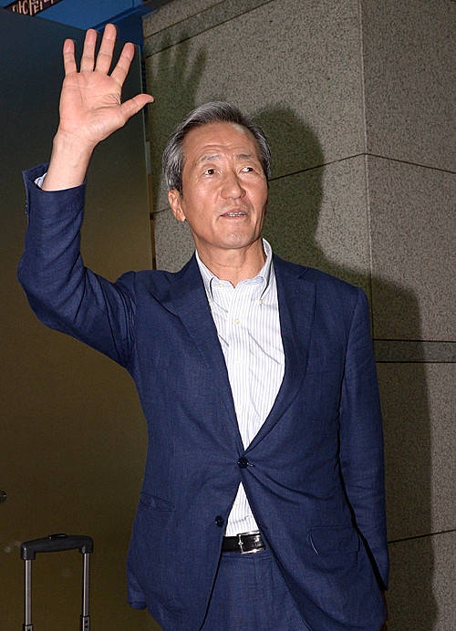‘FIFA 대권 도전’ 정몽준 회장 미국행, '잘다녀오겠습니다.'/뉴시스