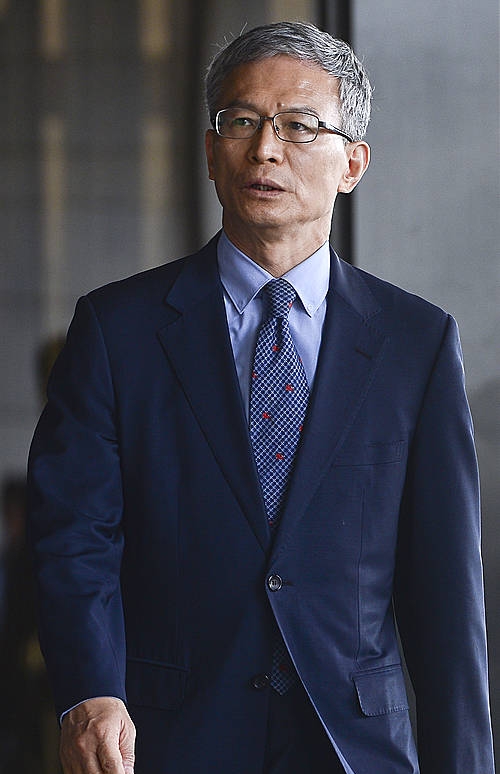 출석하는 강영원/뉴시스