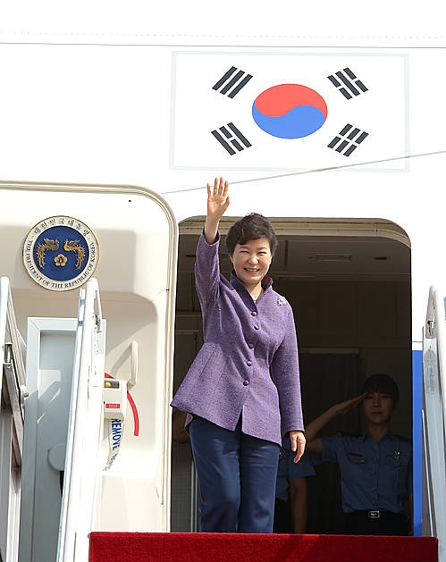 출국하는 박대통령/뉴시스