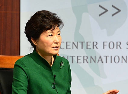 질문 답변하는 박근혜 대통령/뉴시스