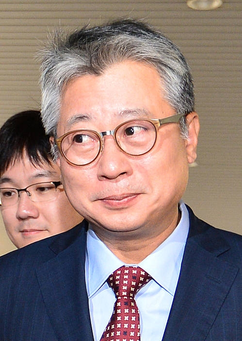 법원 들어서는 조응천 전 청와대 공직기강비서관/뉴시스