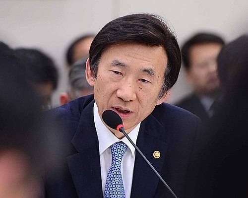 발언하는 윤병세 장관/뉴시스