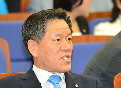 의원총회 참석한 주승용/뉴시스