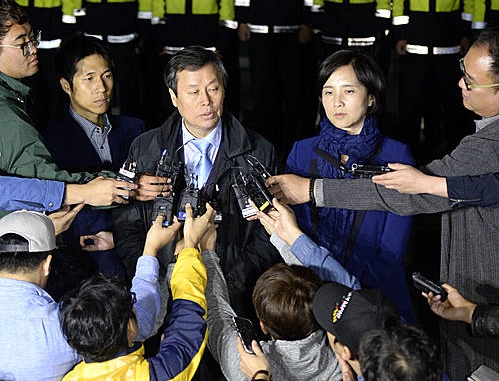 역사교과서 국정화 비밀 사무실 끝까지 밝혀낼 것/뉴시스