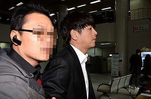류시원 '아내 A씨 위증혐의 고소' 공판 출석/뉴시스