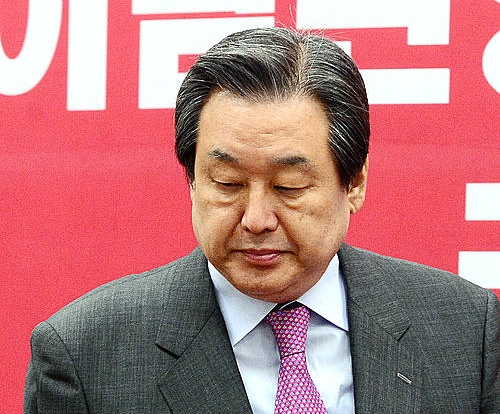 심각한 표정의 김무성 대표/뉴시스